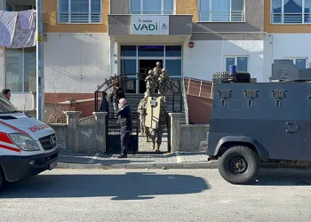 Babasının tüfekle vurduğu çocuk hayatını kaybetti