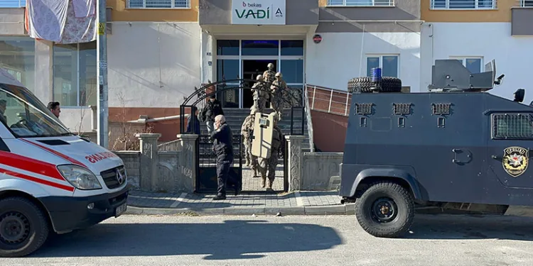 Babasının tüfekle vurduğu çocuk hayatını kaybetti