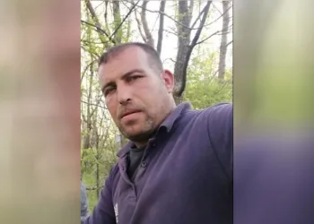 16 yaşındaki çocuk babasını vurarak öldürdü
