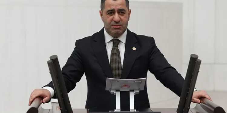“Gün siyaset yapma değil, dayanışma, bir ve beraber olma günüdür”