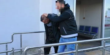 Adana’da firari 10 torbacı yakalandı