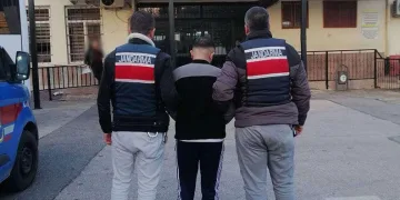 Dolandırıcılık suçundan 12 yıl cezası bulunan firari şahıs yakalandı