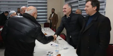 Bereket sofrası Üçevler camiinde kuruldu