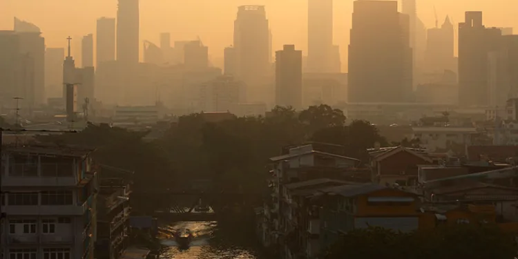 Bangkok’ta hava kirliliğini azaltmak için ulaşım ücretsiz olacak