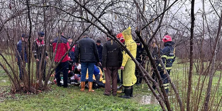 Tıkanan rögarı açmak isterken canından oldu