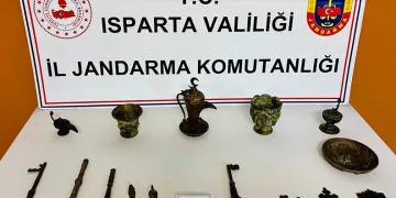 Isparta’da 15 tarihi eser ele geçirildi