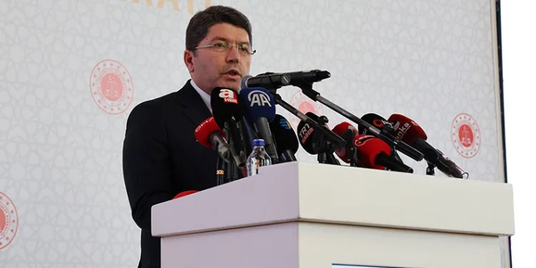 “Terörsüz Türkiye’nin şafağındayız”