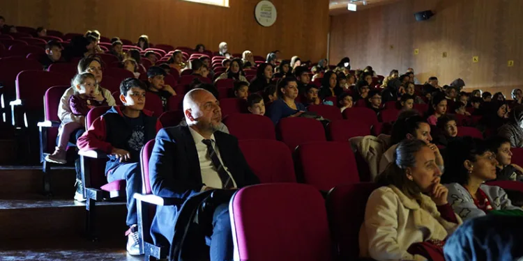 Miniklerle Sinema Keyfi