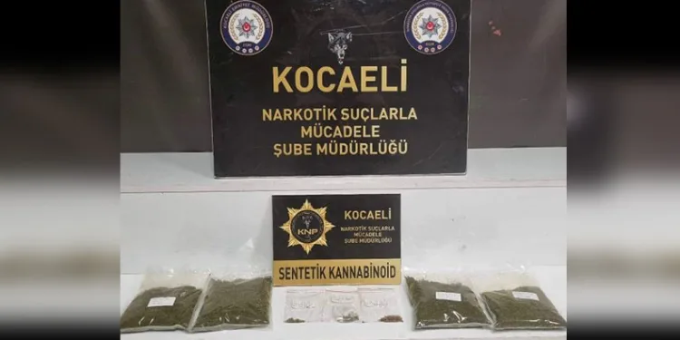 Bilecik’te hasta taşıyan ambulans kaza yaptı