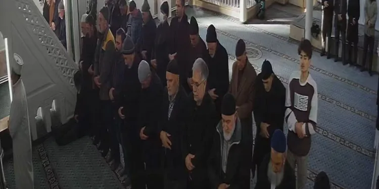 Camiye torpilli saldırı
