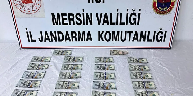 Mersin’de sahte dolarlar ele geçirildi