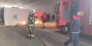 Denizli’de işçi servisi devrildi: 4 ölü, 19 yaralı