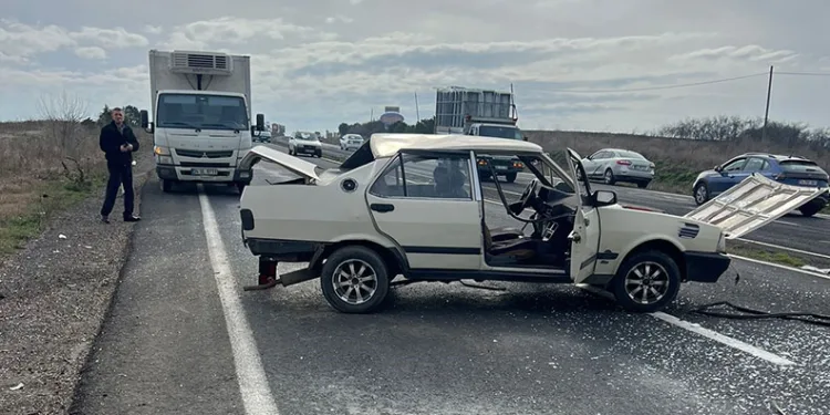 Muratlı-Tekirdağ karayolunda kaza: 2 yaralı