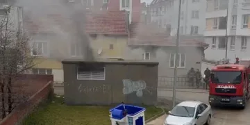 Elektrik trafosundaki yangın paniğe sebep oldu