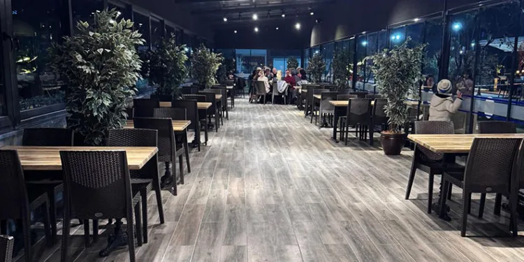 Zeytin Cafe vatandaşlardan ilgi görüyor