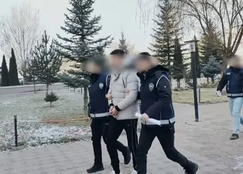 Sivas’ta yabancı uyruklu 3 kaçak göçmen yakalandı