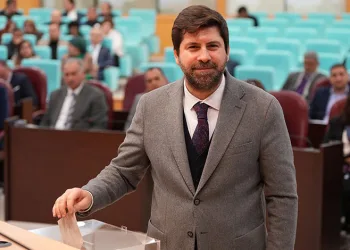 Sinop’ta ölüme terk edilen köpekler kurtarılmayı bekliyor