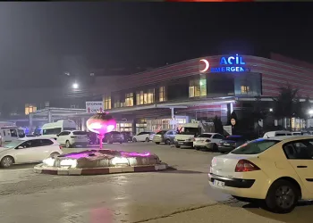 Hastanede dehşet: Tartıştığı kadını vurarak öldürdü
