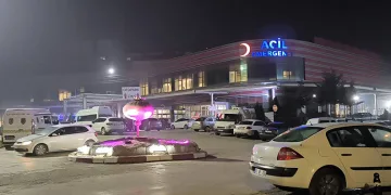 Hastanede dehşet: Tartıştığı kadını vurarak öldürdü