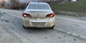 Adıyaman’da 2 otomobil çarpıştı: 4 yaralı