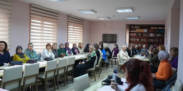 Orhangazi’de kadın sağlığı semineri