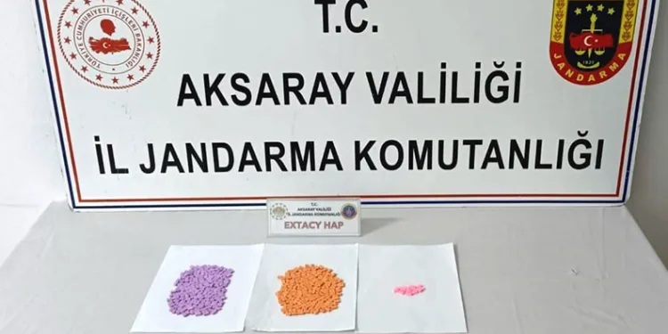 Jandarmanın operasyonunda uyuşturucu hap ele geçirildi