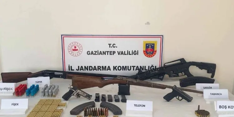 Gaziantep’te silah kaçakçılığı operasyonu: 5 gözaltı