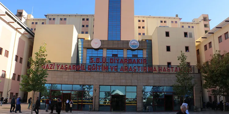 Bıçak parası iddiasıyla 3 doktora tutuklama