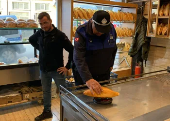 Orhangazi Belediyesi’nden ekmek gramaj denetimi