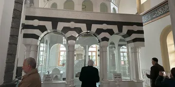 Hz. Halid Bin Velid Camii ve Türbesi açıldı