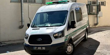 Traktör kazası yaşlı çifti hayattan kopardı