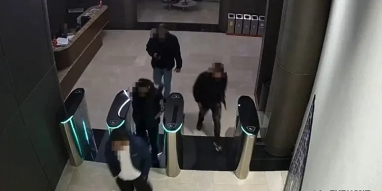 İzmir’de sahte polis dehşeti