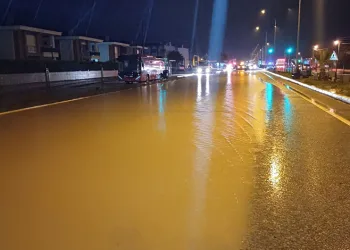 Kırıkkale’de baraka yangını