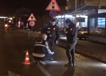 Ayvacık’ta 2 kaçak göçmen yakalandı