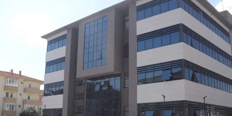 Balıkesir’de korkunç olay: Doğurduğu bebeği tuvalete bıraktı