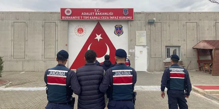 Balıkesir’de 6 günde 45 düzensiz göçmen yakalandı