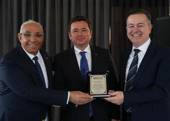 Erkan Aydın, iş insanları ile bir araya geldi