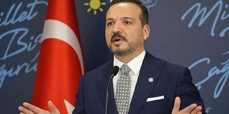 İYİ Parti Sözcüsü istifa etti