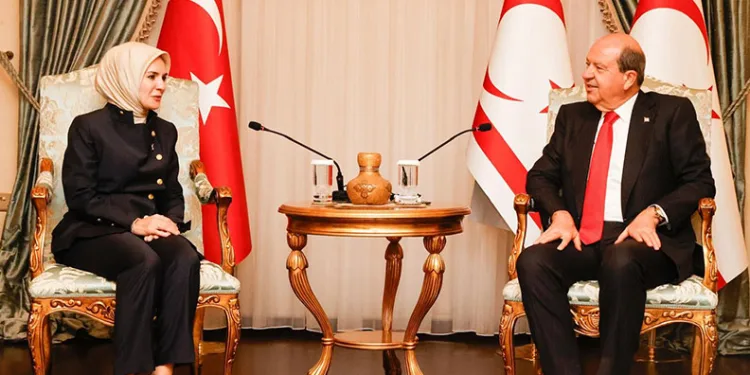 KKTC Cumhurbaşkanı Tatar, Aile ve Sosyal Hizmetler Bakanı Göktaş’ı kabul etti