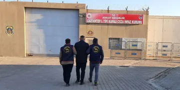 Kesinleşmiş 11 yıl cezası ve 16 suç kaydı bulunan firari şahıs yakalandı