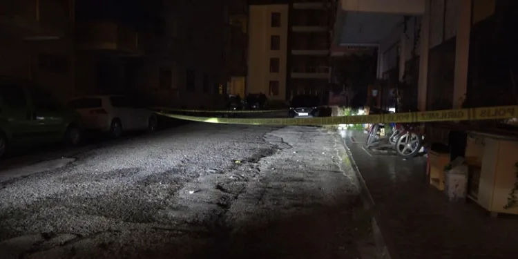 Sokakta tüfekle rastgele ateş açtı: Yakalanma anı kamerada