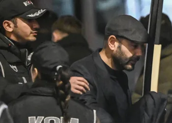 Beşiktaş Belediye Başkanı Rıza Akpolat tutuklandı
