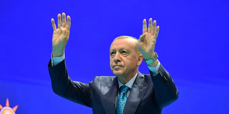 “Bizden sonraki nesillere güçlü bir Türkiye bırakacağız”