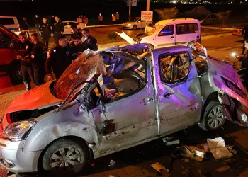 Adana’da feci kaza: 1 ölü, 2 yaralı
