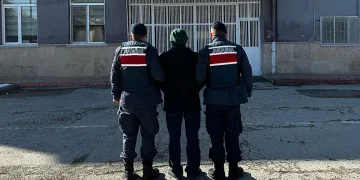 Afyonkarahisar’da kaçak şahıs yakalandı