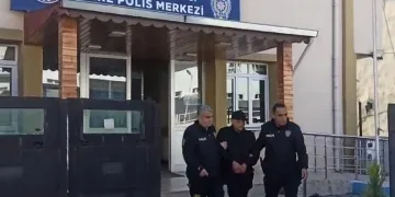 Müteahhit, yılbaşı gecesi merdivenden düşüp öldü