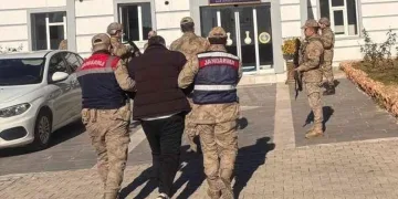 Erzincan’da bir miktar kaçak ve el yapımı alkol ele geçirildi