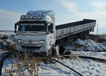 Yakıt deposundan litrelerce uyuşturucu çıktı