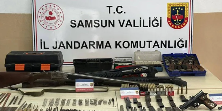 Otomobille çarpışan motosikletli genç, 11 günlük yaşam savaşını kaybetti