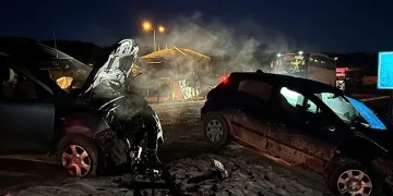 Isınmak için yakılan ateş söndürülmeyince yangın çıktı